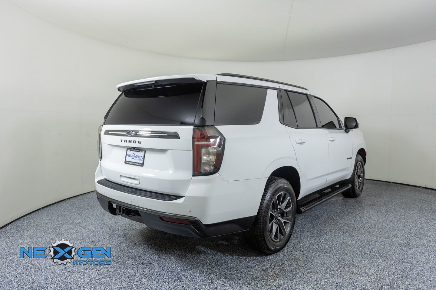 Used 2022 Chevrolet Tahoe Z71 w/ Luxury Package image 7