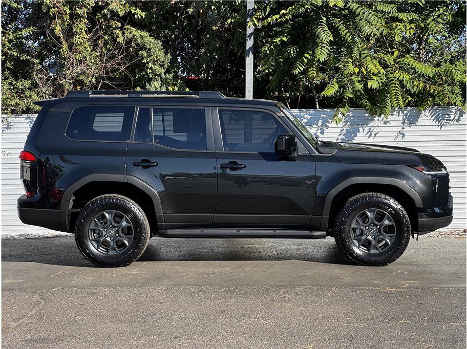 Used 2024 Lexus GX 550 AWD/4WD image 13