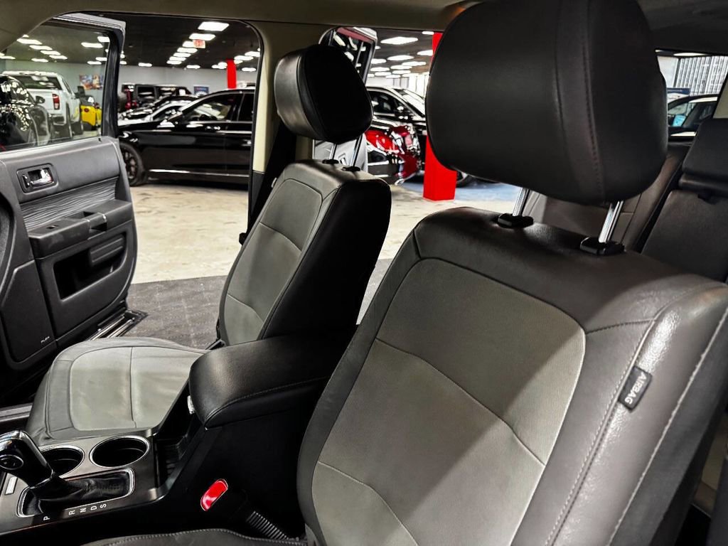 Used 2018 Ford Flex SEL w/ Equipment Group 202A image 35
