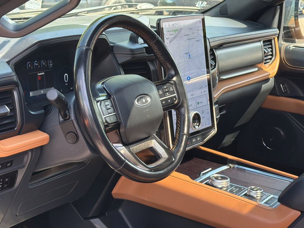 Used 2023 Ford Expedition Max Platinum AWD/4WD image 19