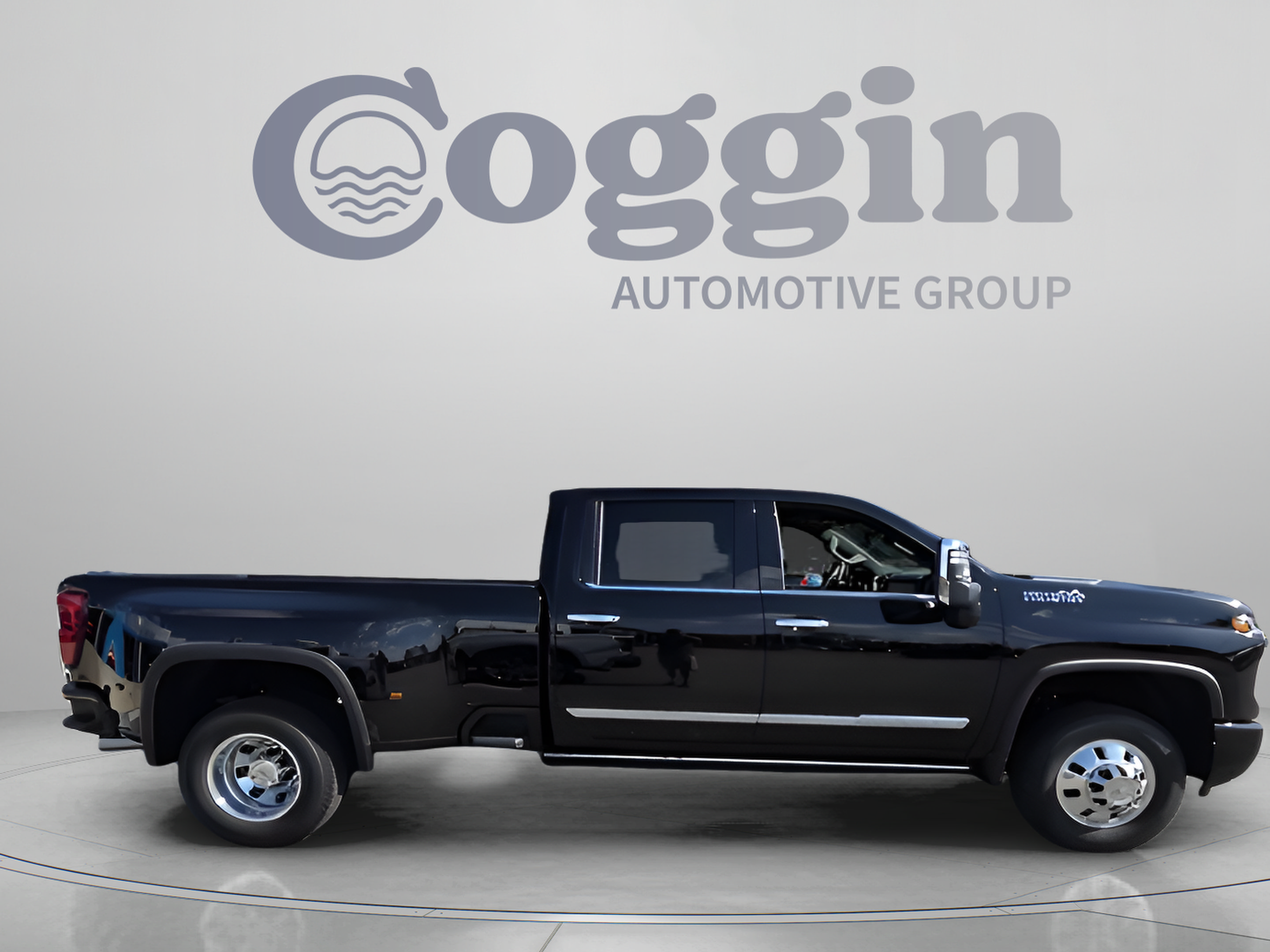 New 2026 Chevrolet Silverado 3500 High Country w/ High Country Premium Package AWD/4WD image 6
