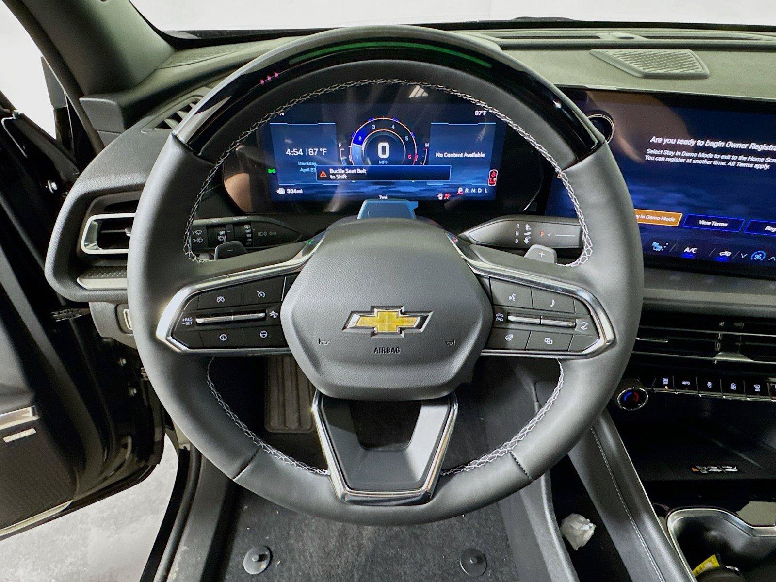 New 2026 Chevrolet Traverse LT w/ Enhanced Driving Package FWD image 6