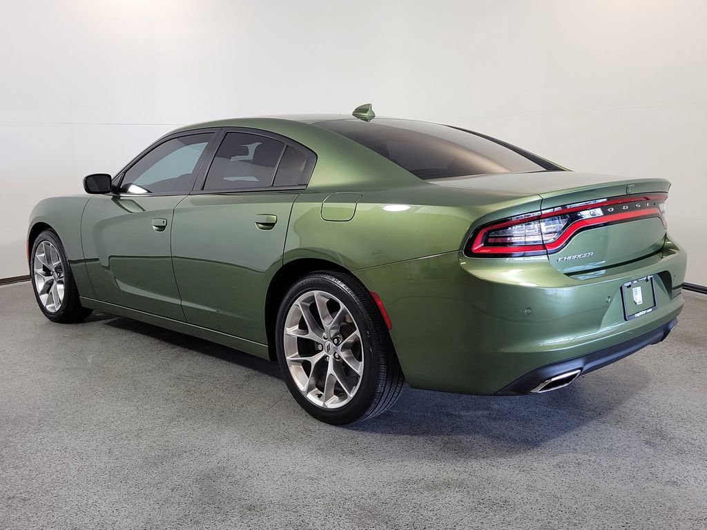Used 2021 Dodge Charger SXT w/ Plus Group RWD image 5