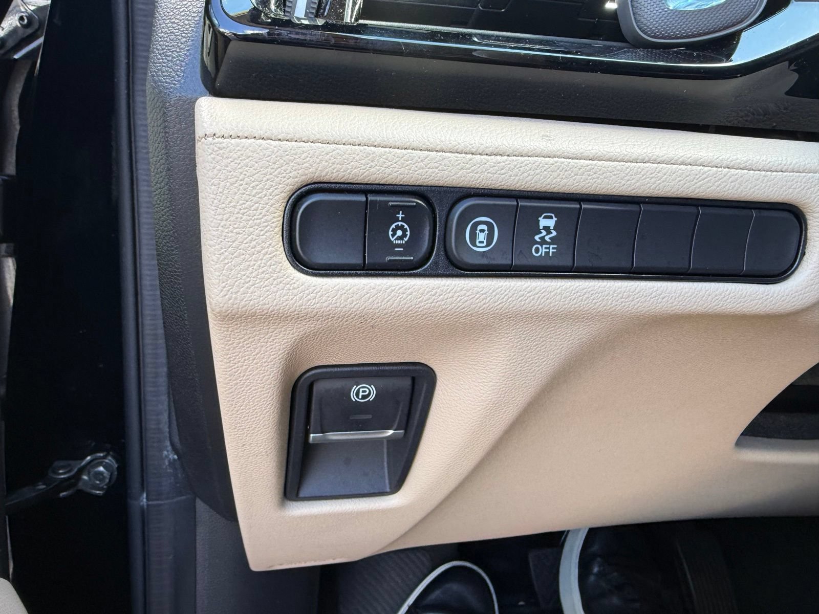 Used 2022 Acura MDX FWD image 16