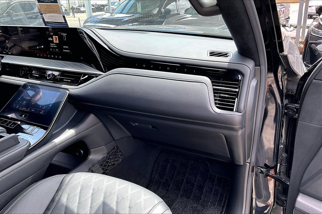 Used 2026 INFINITI QX80 Autograph w/ Premium Cargo Package AWD/4WD image 22