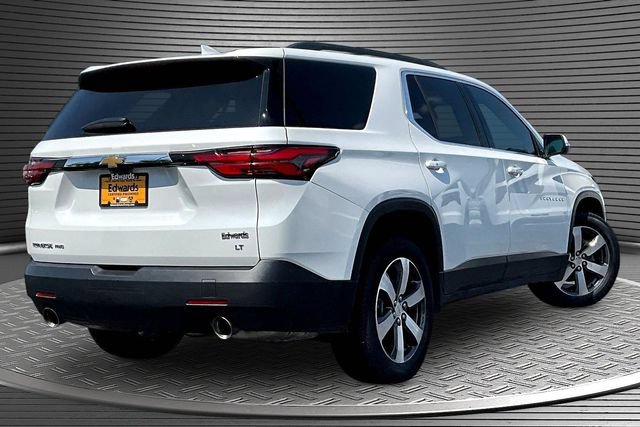 Used 2023 Chevrolet Traverse LT w/ LT Premium Package AWD/4WD image 6