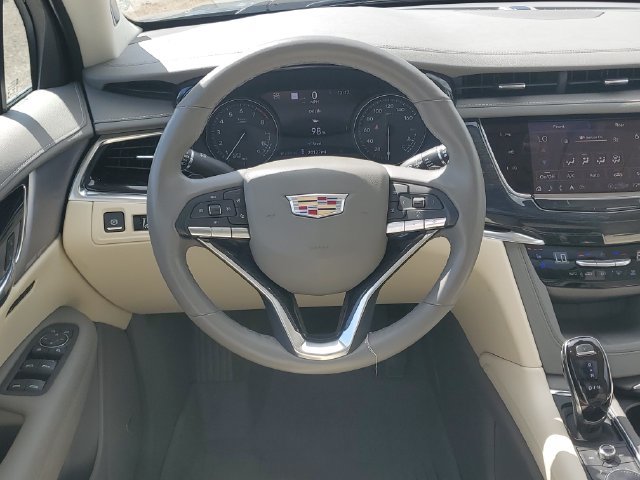 Certified 2023 Cadillac XT6 Premium Luxury w/ Technology Package AWD/4WD image 31