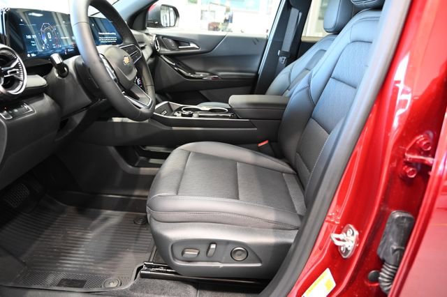 New 2026 Chevrolet Equinox LT w/ Convenience Package II FWD image 9