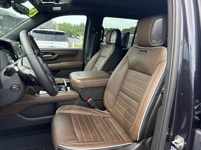 Used 2026 GMC Yukon Denali Ultimate AWD/4WD image 13