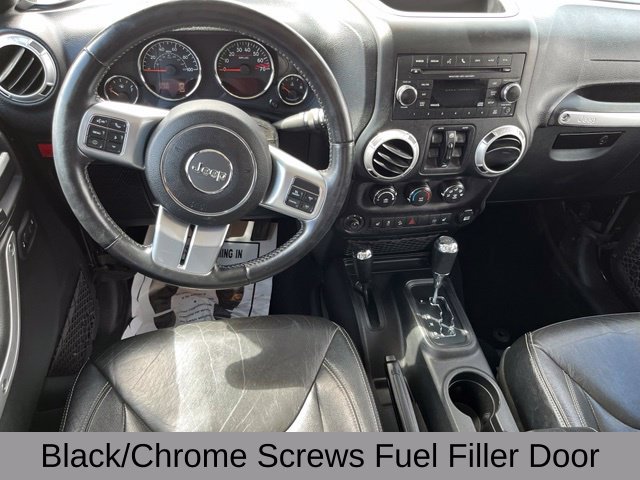 Used 2015 Jeep Wrangler Unlimited Rubicon AWD/4WD image 21