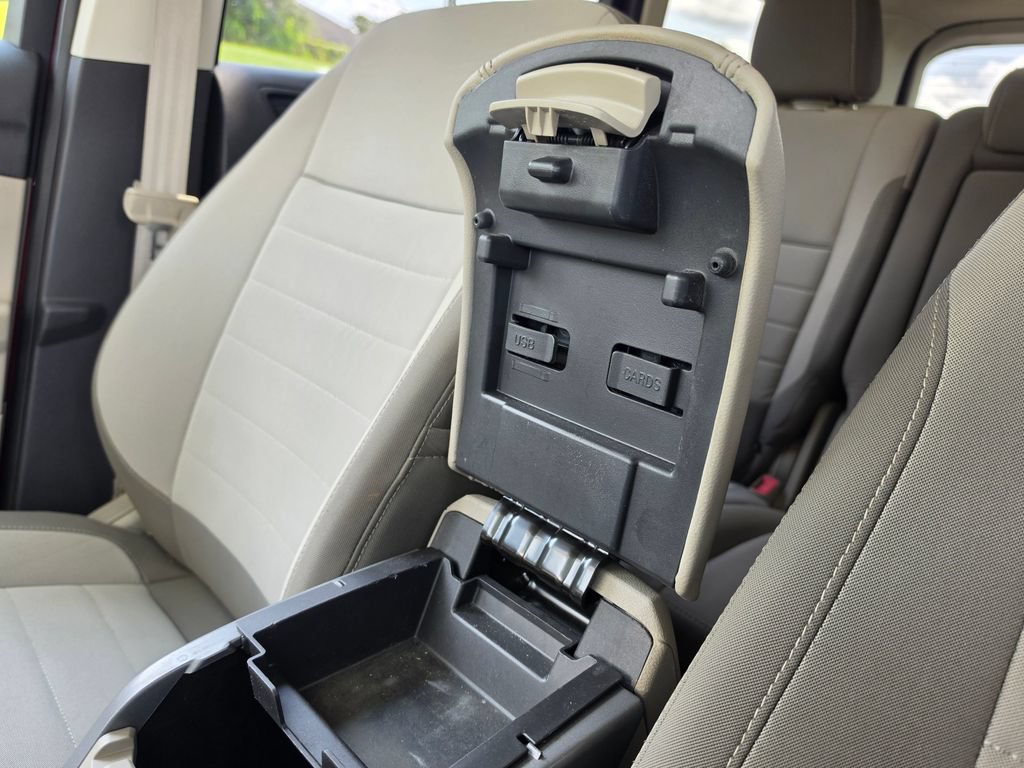 Used 2015 Ford Escape SE FWD image 28