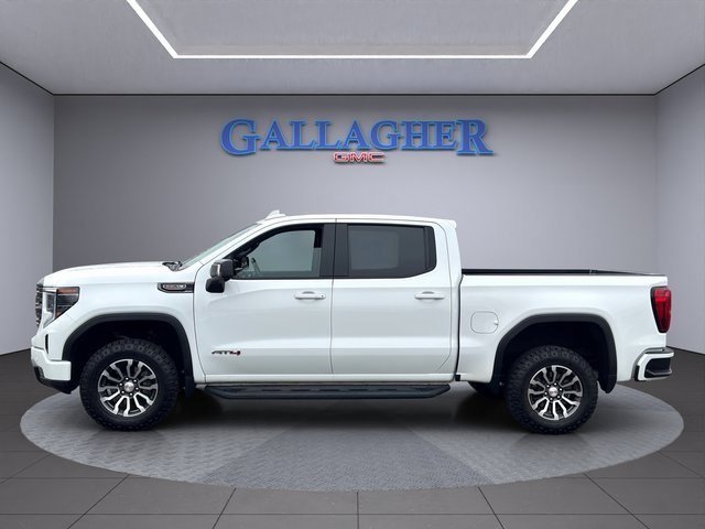Used 2022 GMC Sierra 1500 AT4 w/ AT4 Premium Package image 9