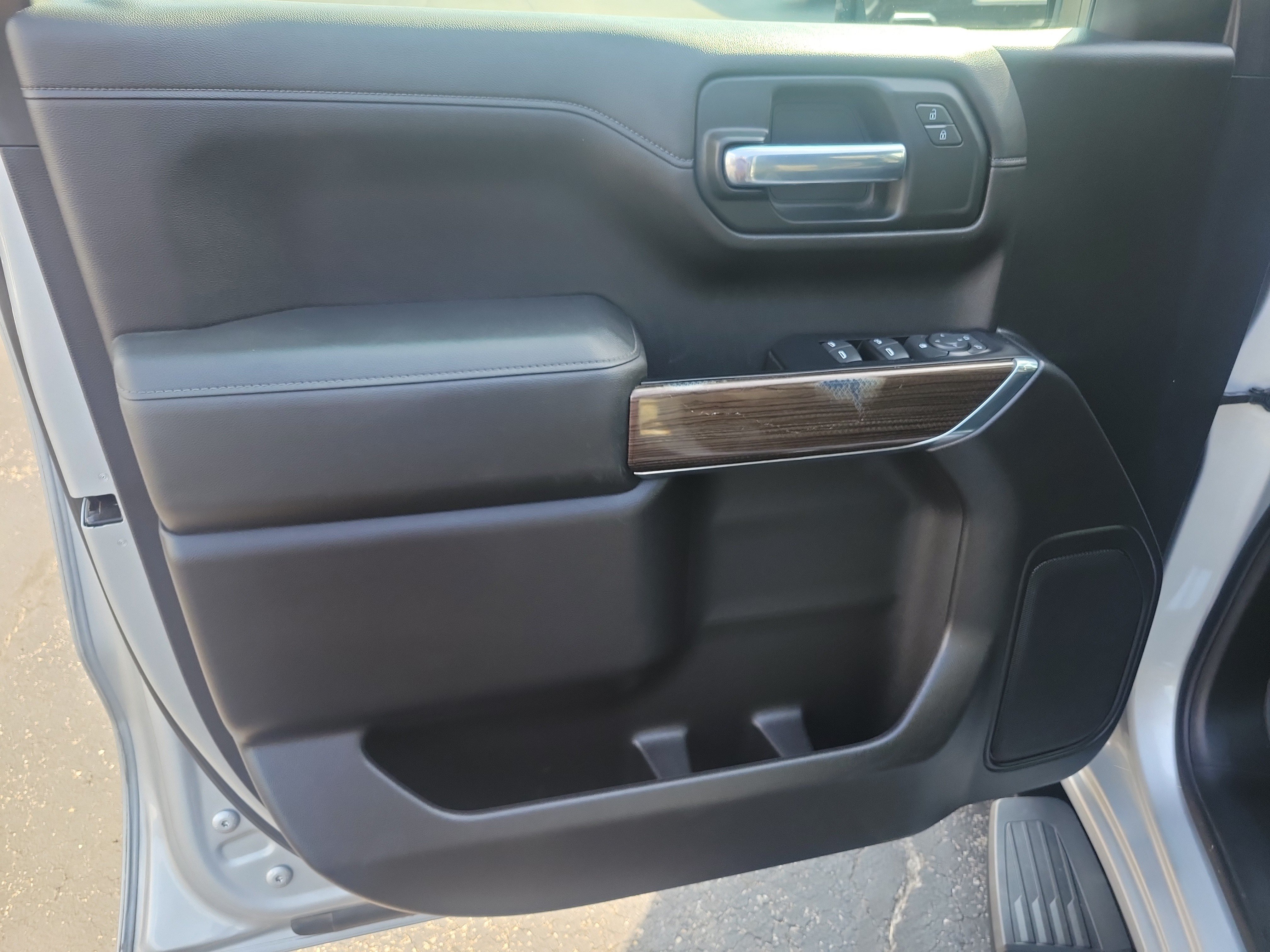 Used 2019 Chevrolet Silverado 1500 LT w/ All-Star Edition AWD/4WD image 20