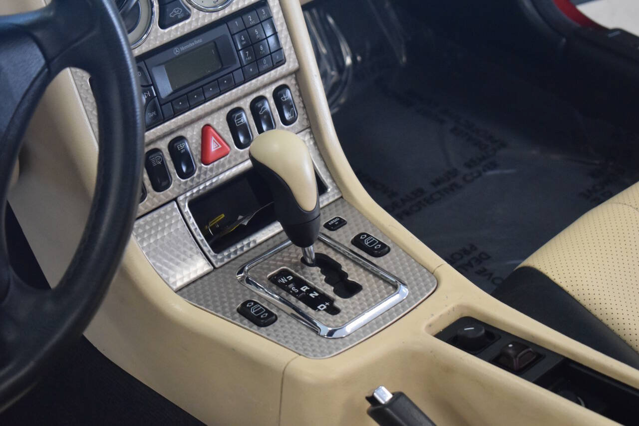 Used 2004 Mercedes-Benz SLK 230 image 60
