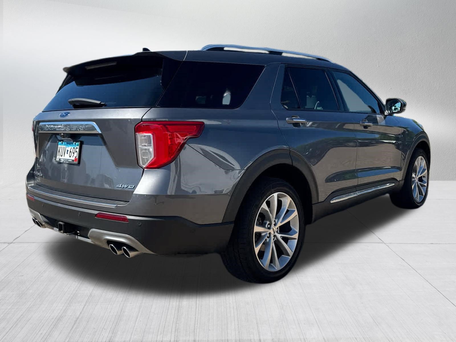 Used 2021 Ford Explorer Platinum w/ Equipment Group 601A AWD/4WD image 5