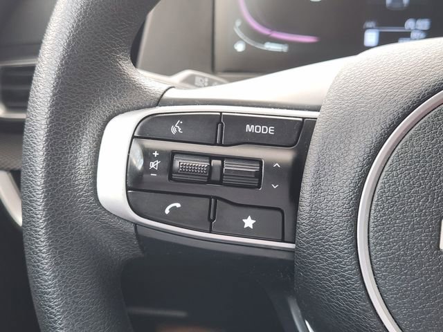 Used 2025 Kia Sportage LX FWD image 22