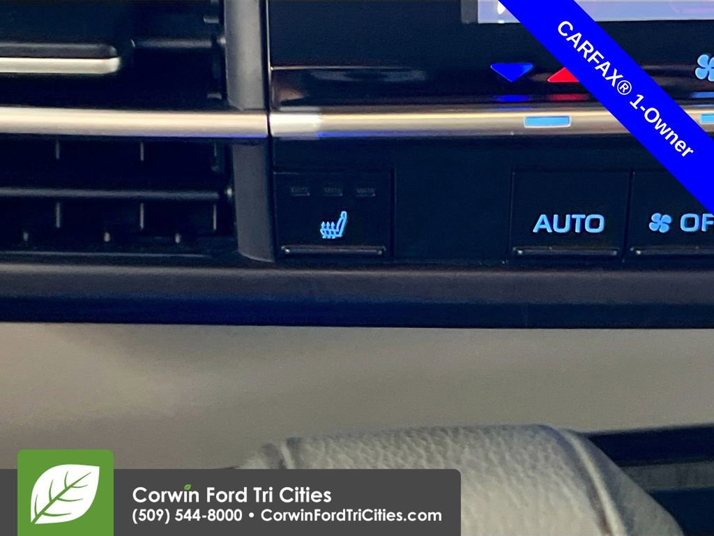 Used 2023 Toyota Sienna XLE w/ XLE Plus Package image 23