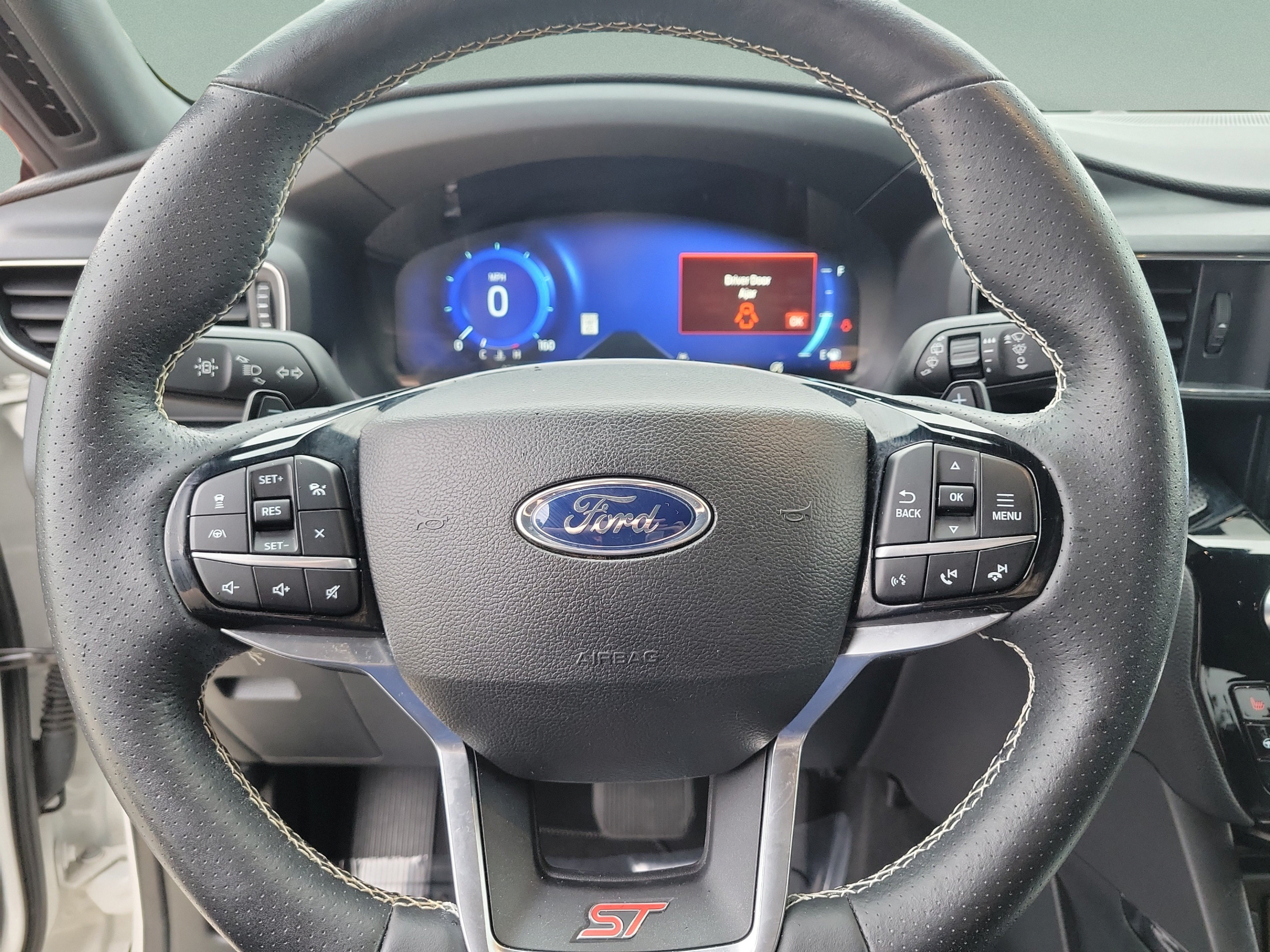 Used 2022 Ford Explorer ST w/ Equipment Group 401A AWD/4WD image 17