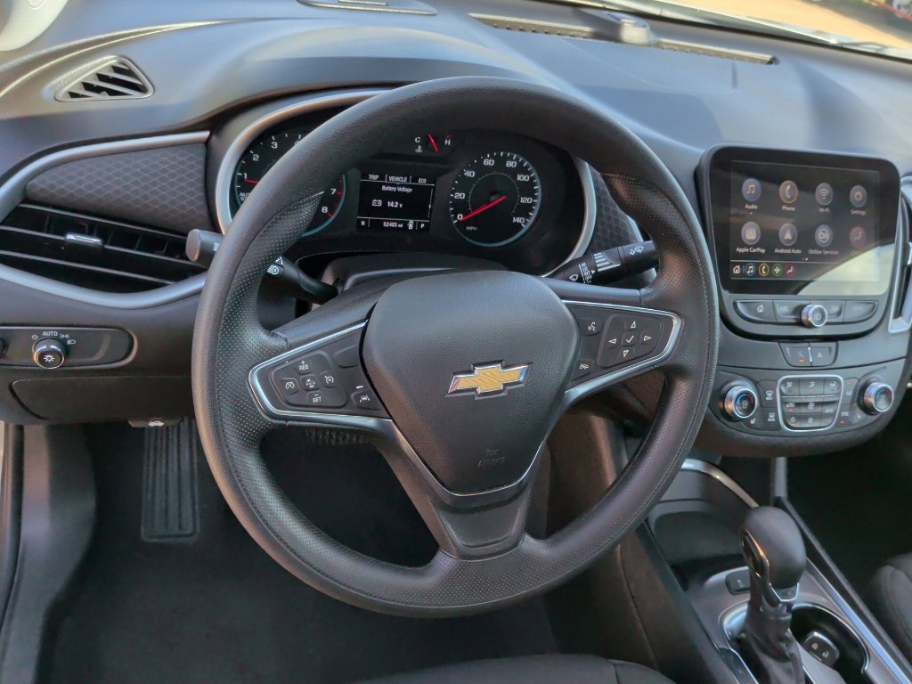 Used 2025 Chevrolet Malibu LT FWD image 16