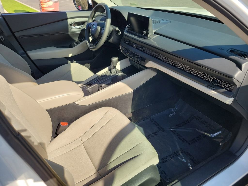 Used 2025 Honda Accord LX image 20