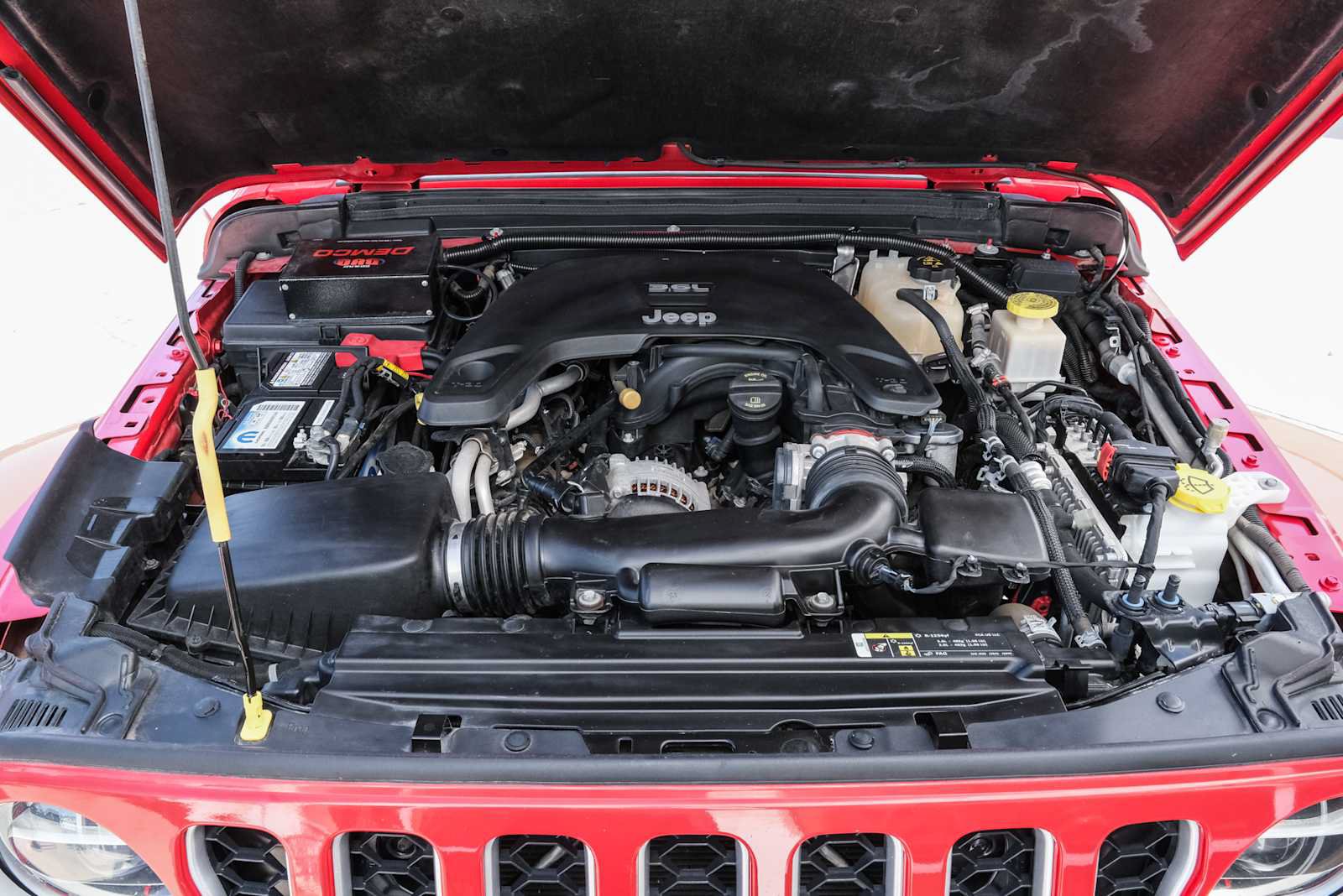 Used 2020 Jeep Gladiator Overland w/ LED Lighting Group AWD/4WD image 50