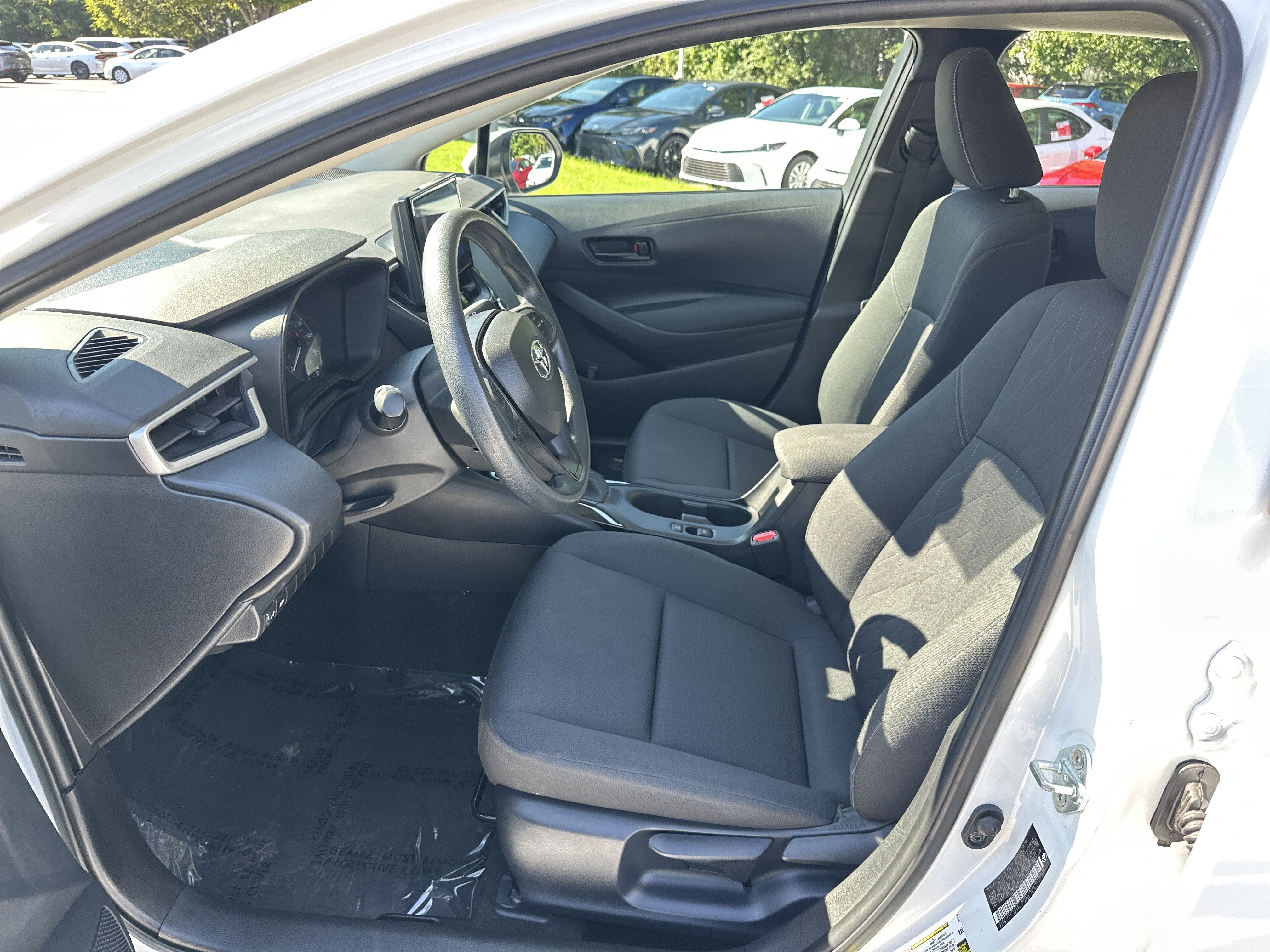 Used 2024 Toyota Corolla LE FWD image 16