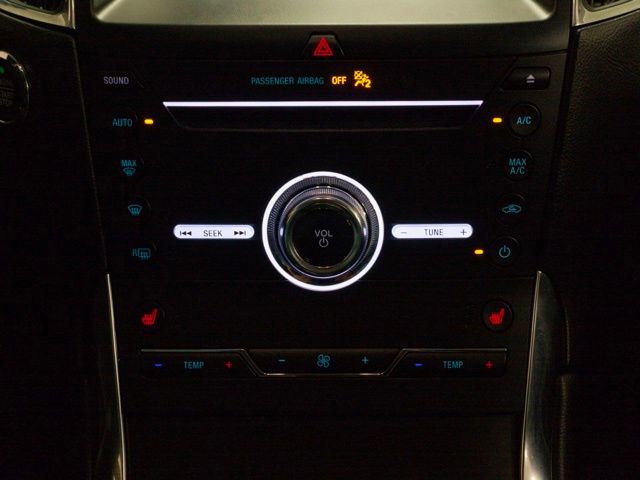 Used 2019 Ford Edge Titanium w/ Cold Weather Package image 17