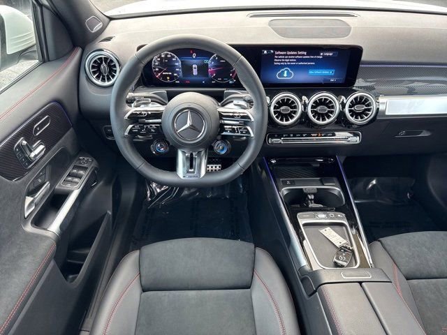 New 2025 Mercedes-Benz GLB 35 AMG 4MATIC image 12