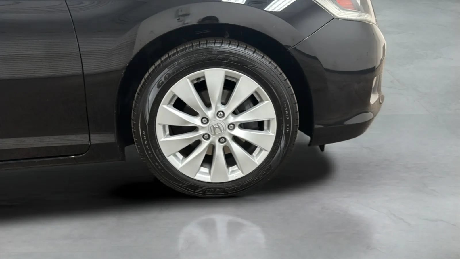 Used 2013 Honda Accord EX-L image 27