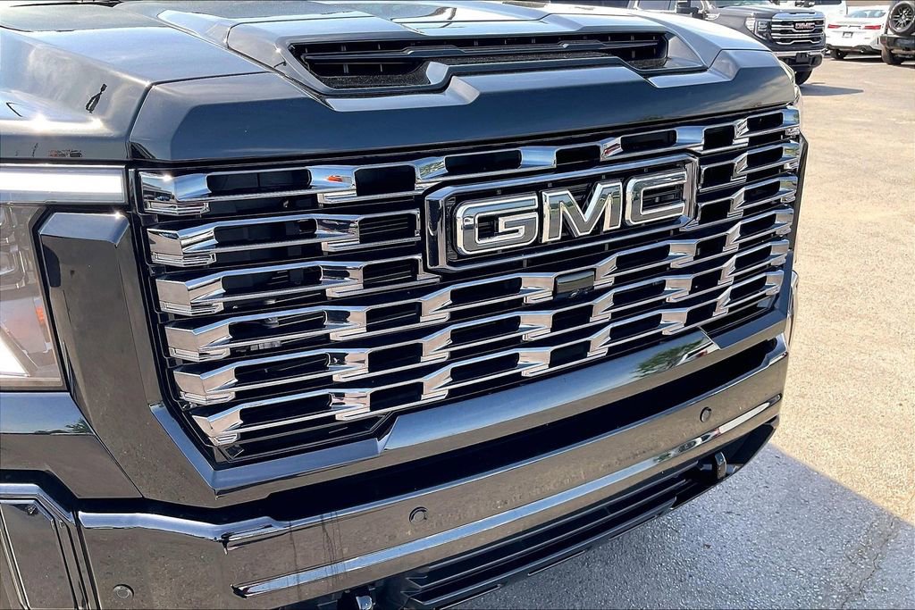 Used 2025 GMC Sierra 2500 Denali Ultimate AWD/4WD image 35