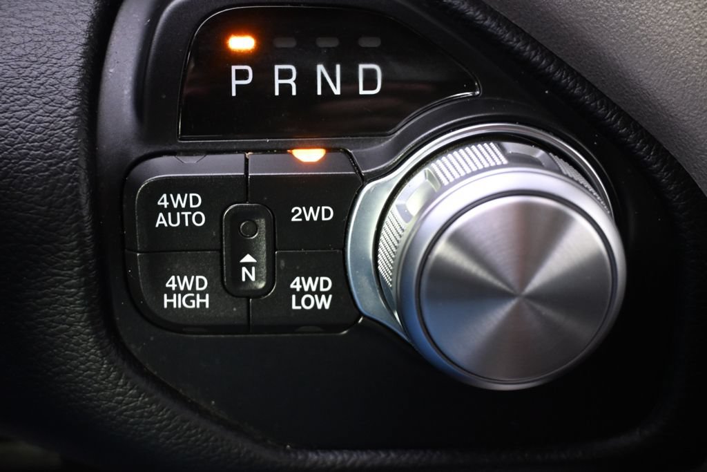 Used 2020 RAM 1500 Laramie AWD/4WD image 33