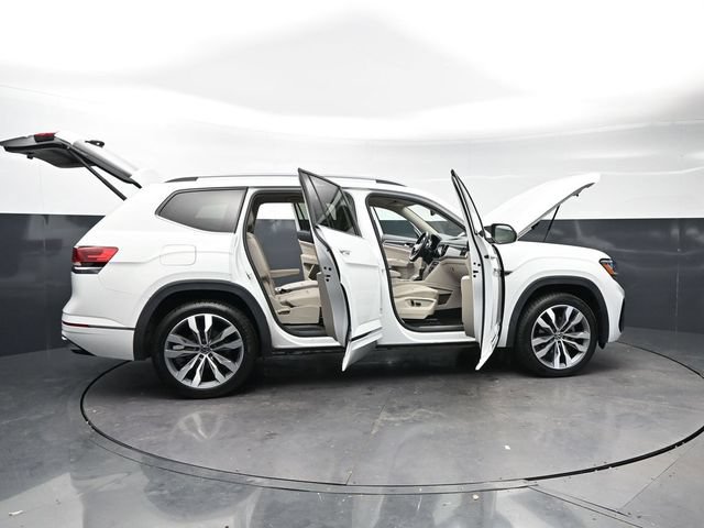 Used 2021 Volkswagen Atlas SEL R-Line FWD image 39