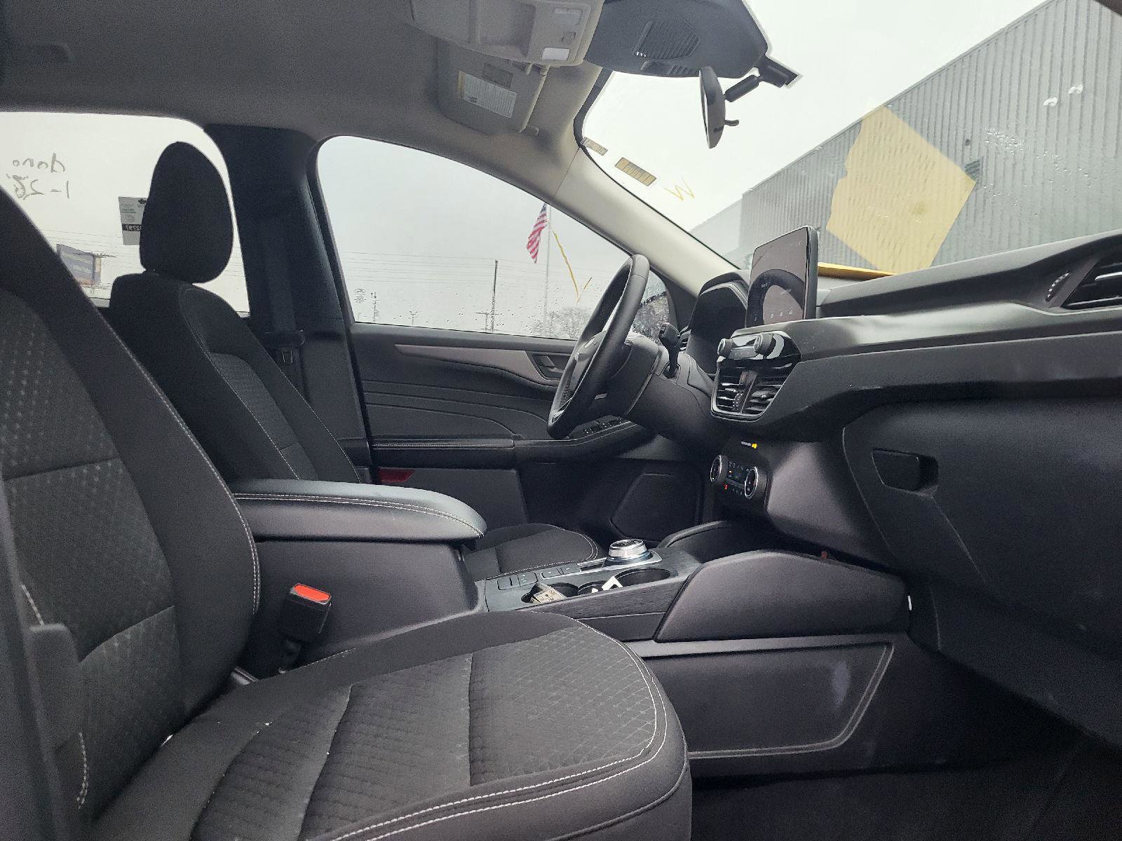 Used 2023 Ford Escape Active image 12