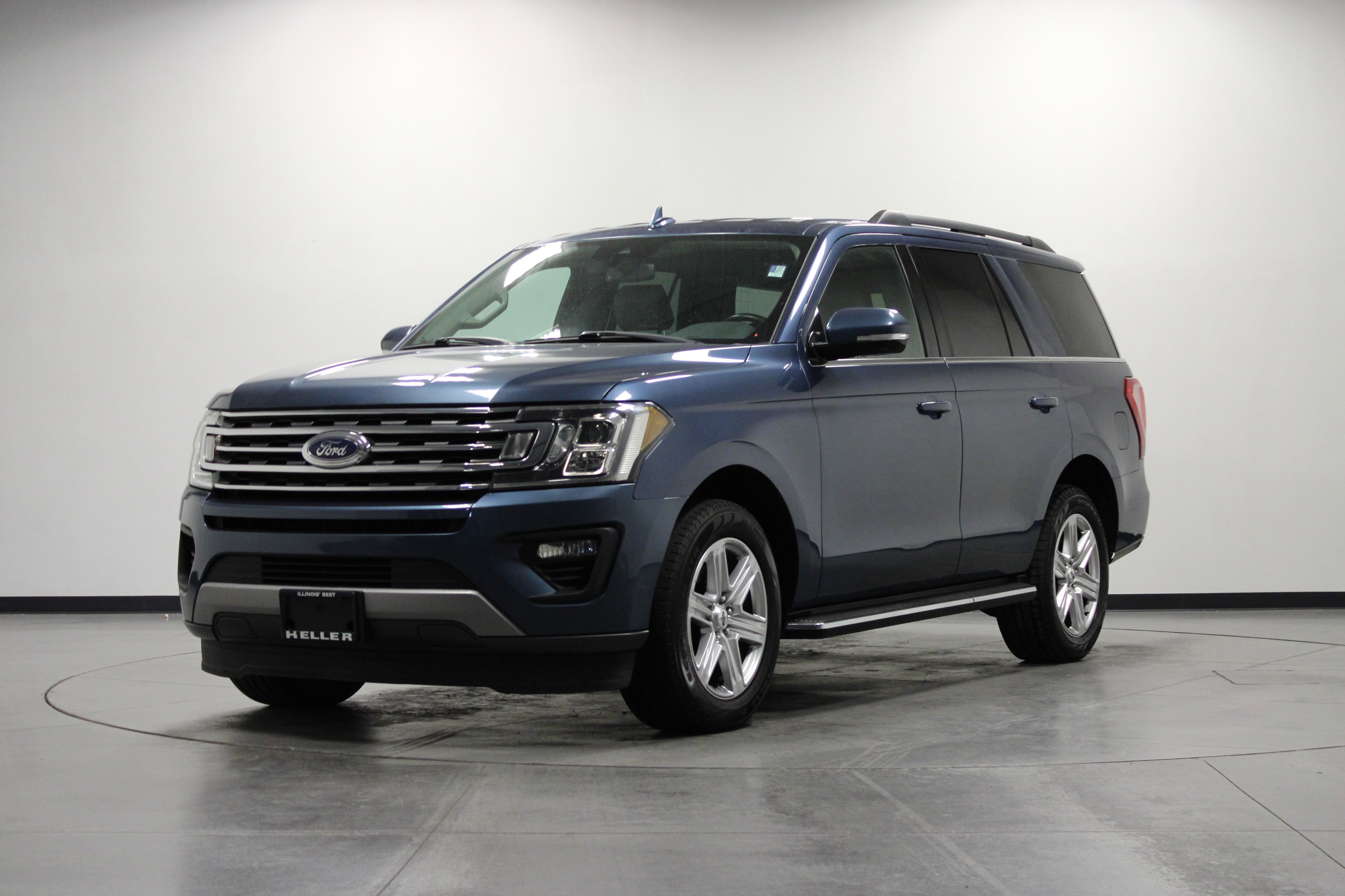 Used 2020 Ford Expedition XLT w/ Equipment Group 202A image 8