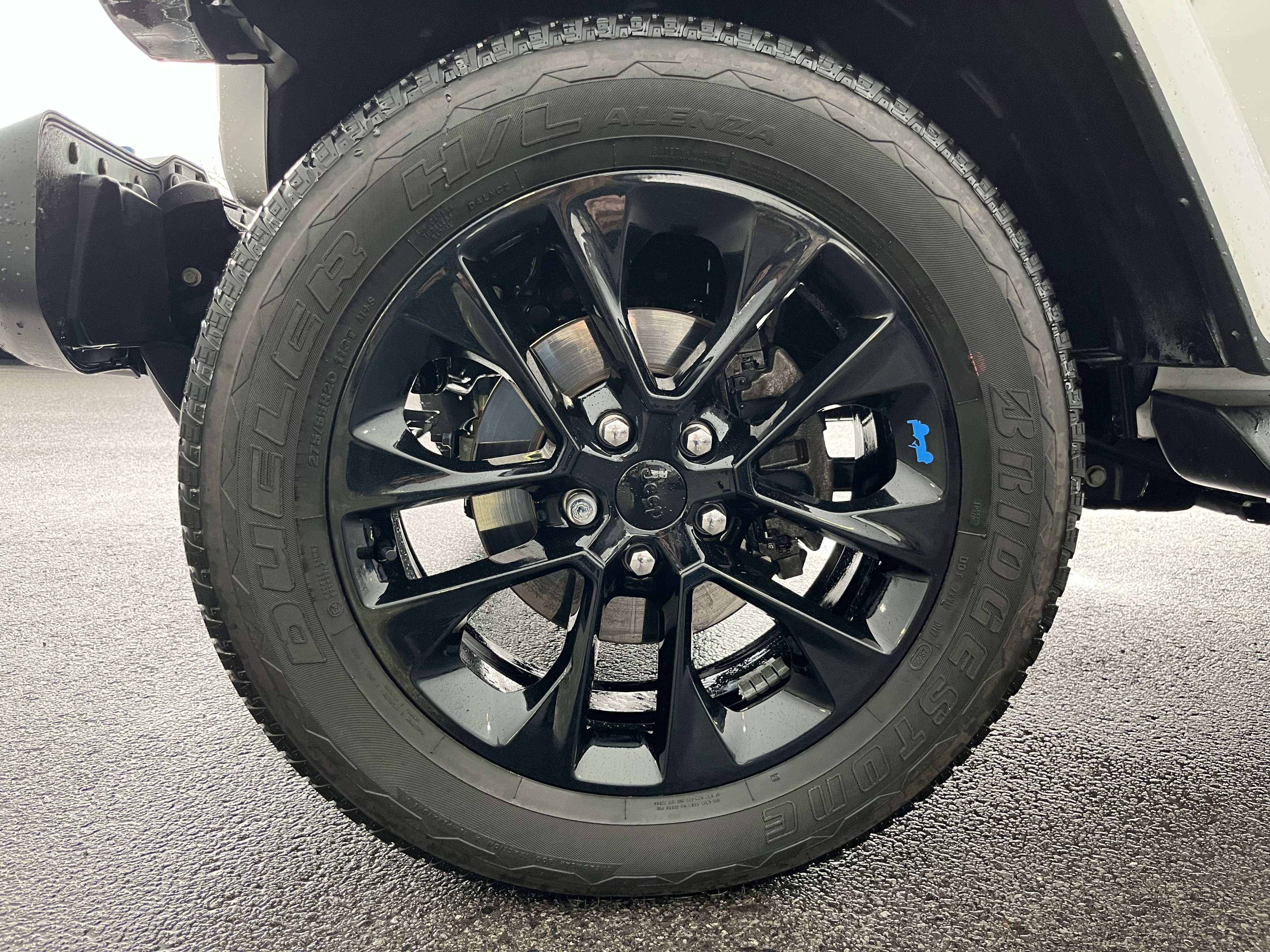 Used 2023 Jeep Wrangler Unlimited Sahara w/ Cold Weather Group image 11