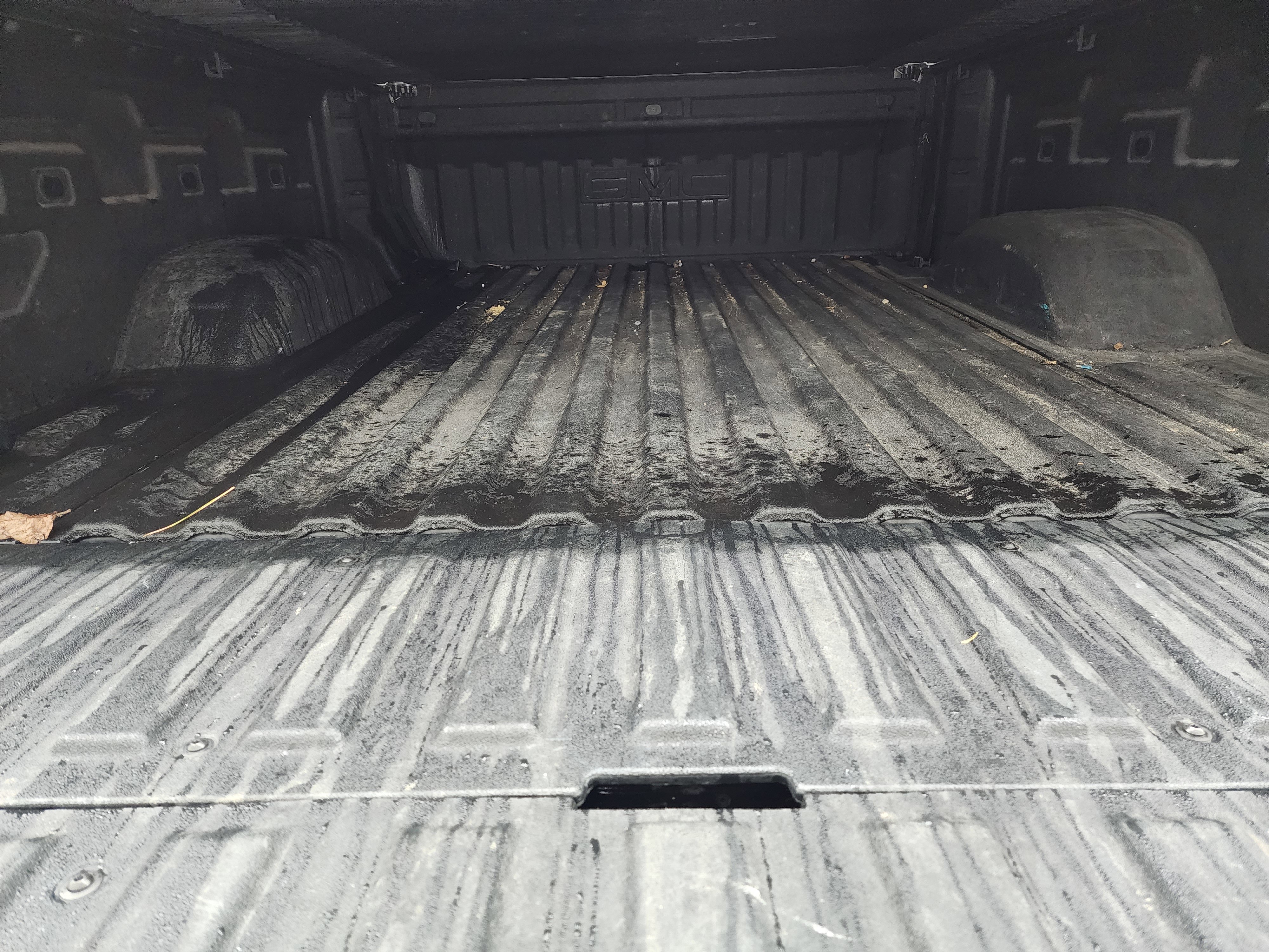 Used 2022 GMC Sierra 2500 SLT w/ LPO, GMC Protection Package image 5