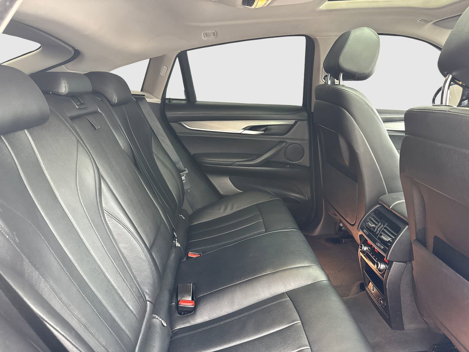 Used 2016 BMW X6 sDrive35i w/ XLine Package RWD image 46