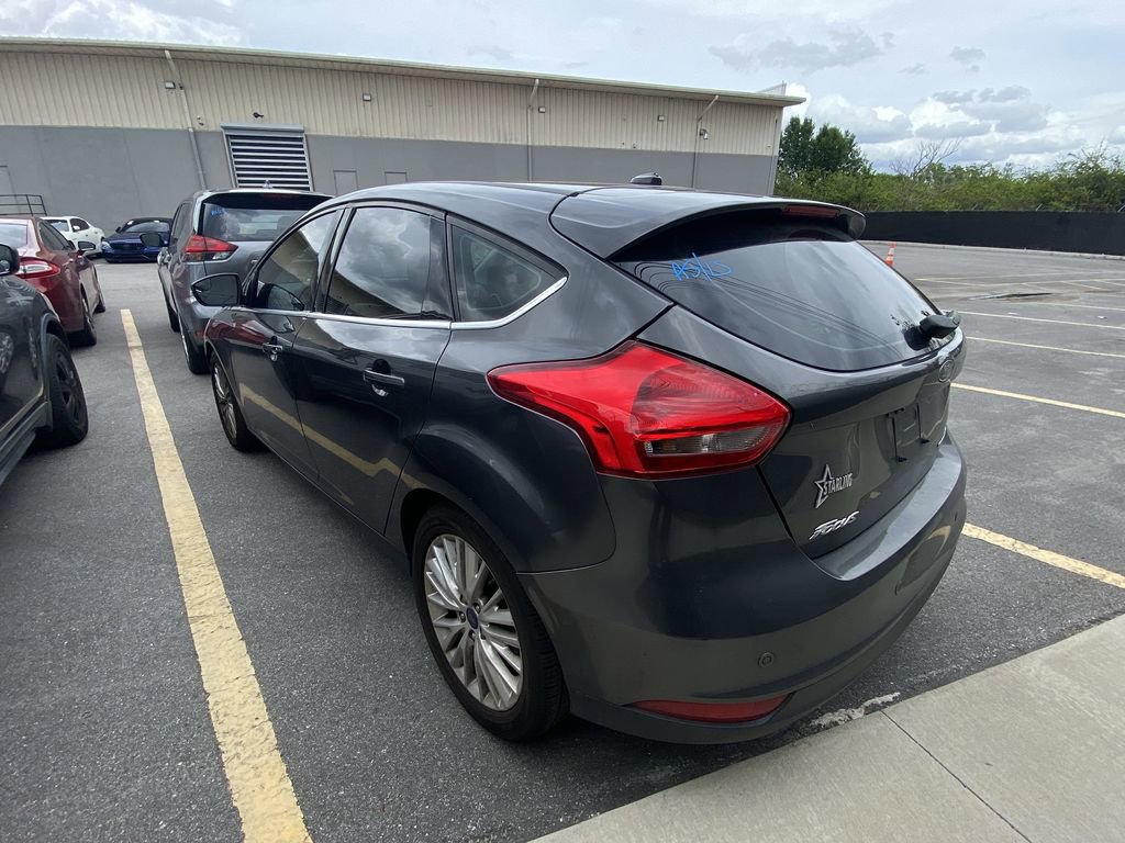 Used 2017 Ford Focus Titanium image 18