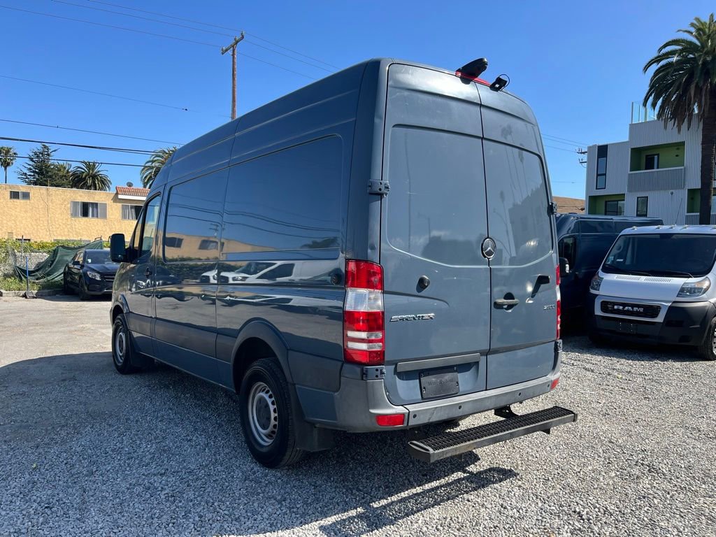Used 2018 Mercedes-Benz Sprinter 2500 image 12
