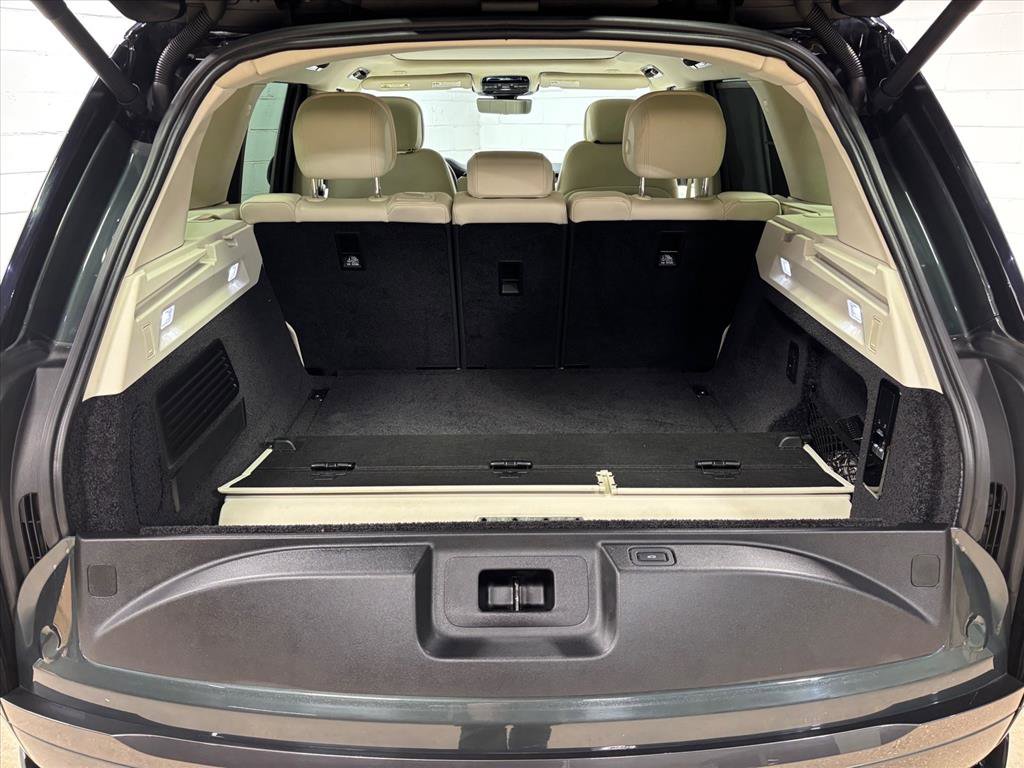 Used 2023 Land Rover Range Rover SE image 43