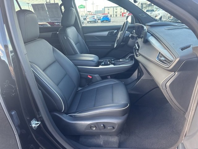 Used 2025 Buick Enclave Preferred image 20