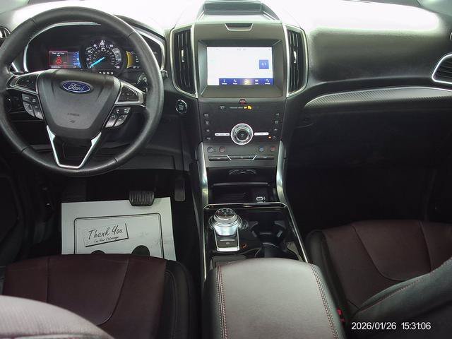 Used 2020 Ford Edge Titanium w/ Equipment Group 301A AWD/4WD image 6