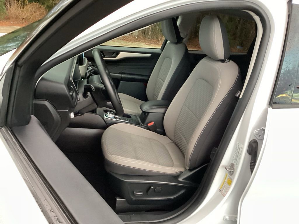 Used 2022 Ford Escape SE w/ Convenience Package image 24