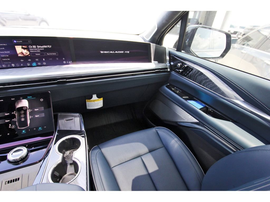 New 2026 Cadillac Escalade IQ Sport 2 w/ LPO, ONYX Package image 10