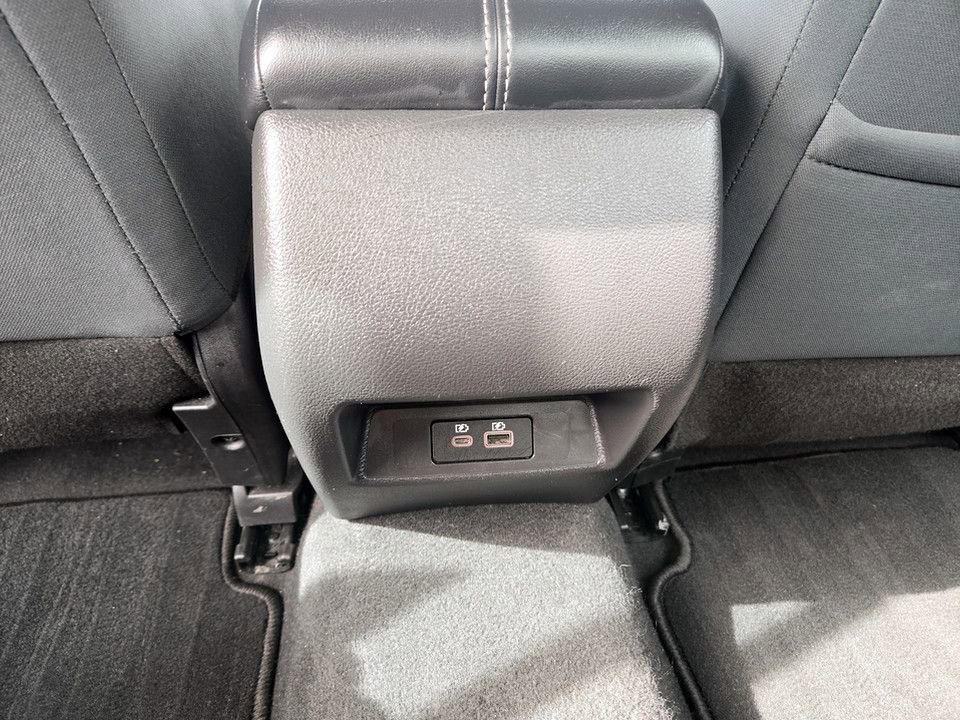 Used 2025 Nissan Altima 2.5 SV image 30