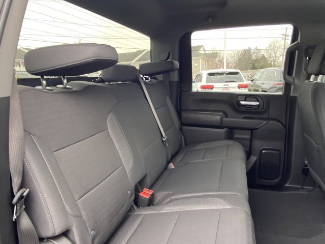 Used 2025 Chevrolet Silverado 2500 Custom w/ Custom Value Package image 22