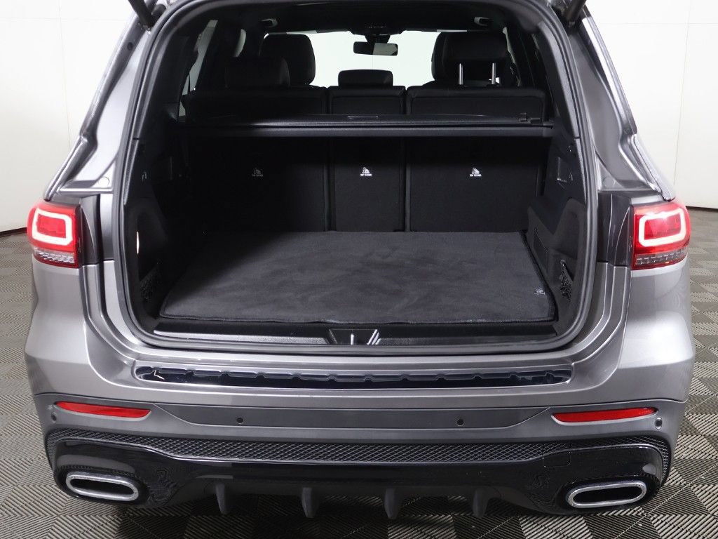 Used 2023 Mercedes-Benz GLB 250 w/ AMG Line image 14