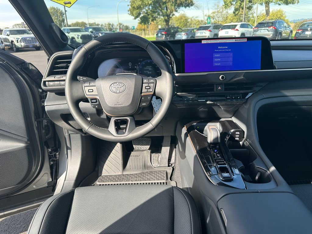 New 2026 Toyota Crown Platinum image 14