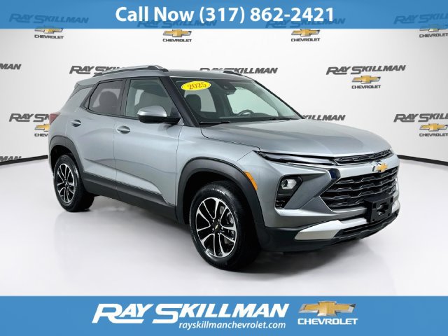 Used 2025 Chevrolet TrailBlazer LT AWD/4WD image 1