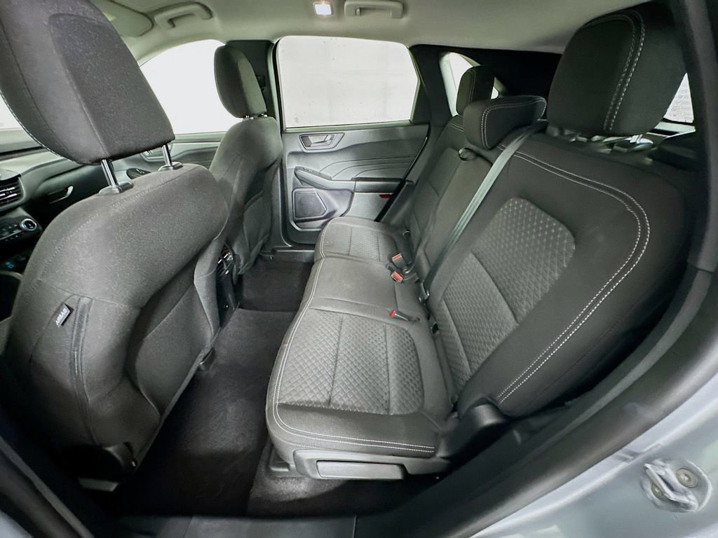 Used 2023 Ford Escape Active image 32